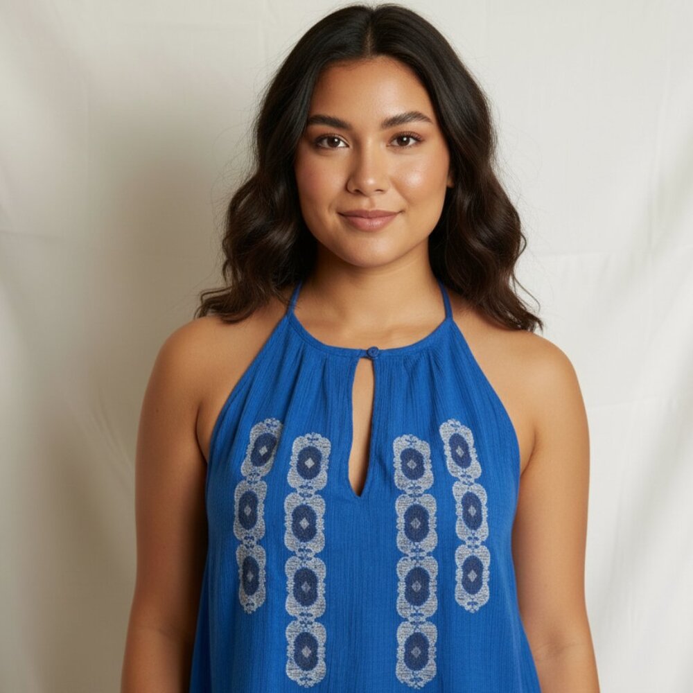 NWOT Sleeveless Blouse Royal Blue Banana Republic Embroidered Top Women’s Small